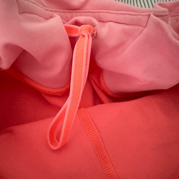 Lululemon leggings. EUC. Size 8. - Picture 7 of 12